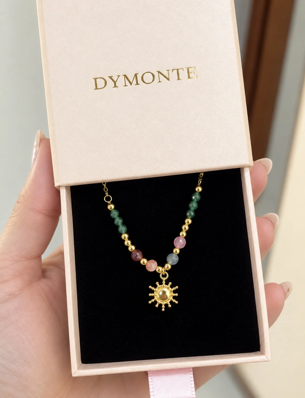 Colar Sol Colorido DYMONTE — foto 3